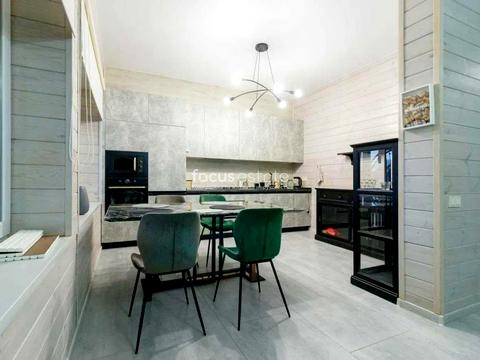 будинок за адресою Райдужна