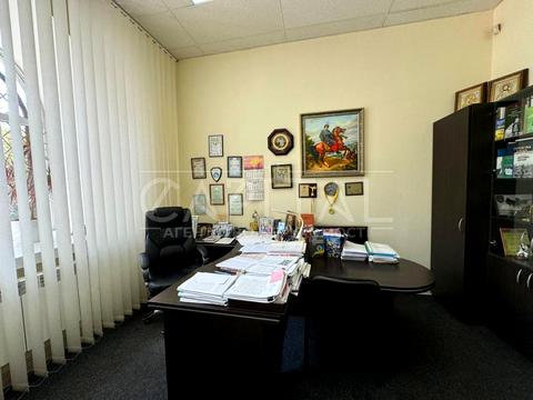 комерційна за адресою Олеся Гончара вул., 74-А