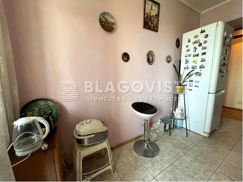 квартира по адресу Старонаводницкая ул., 8