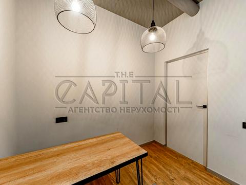 коммерческая по адресу Андрея Верхогляда ул. (Михайла Драгомирова), 14-А