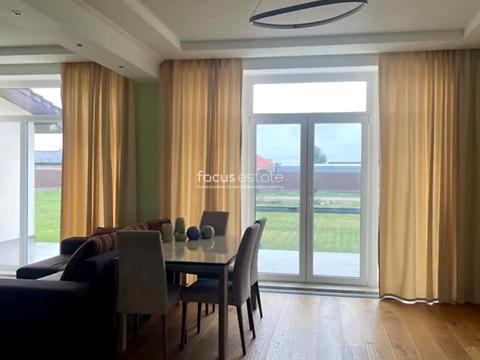 дом по адресу Кедрова