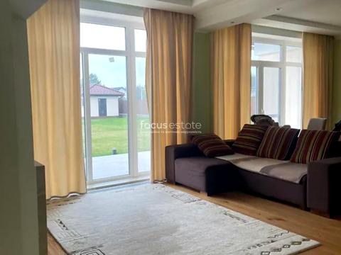 дом по адресу Кедрова