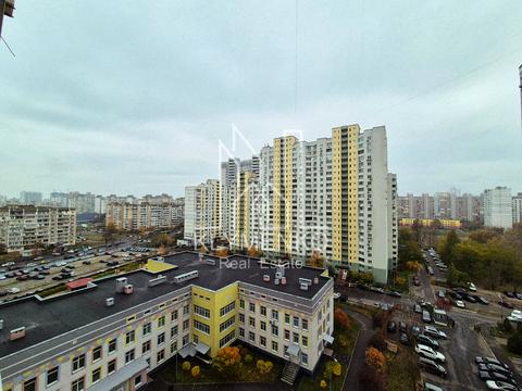 квартира по адресу Драгоманова ул., 6/1