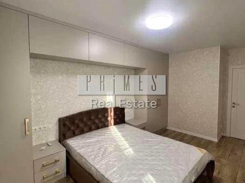 комерційна за адресою Костянтинівська вул., 27