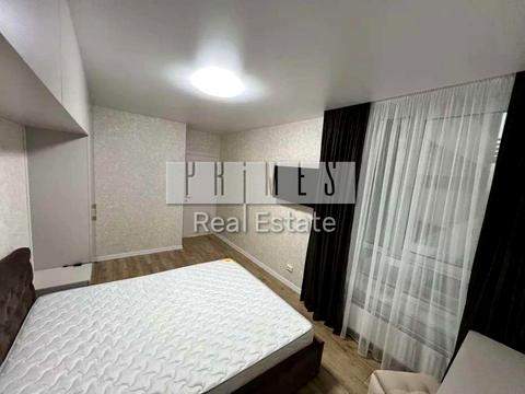 комерційна за адресою Костянтинівська вул., 27