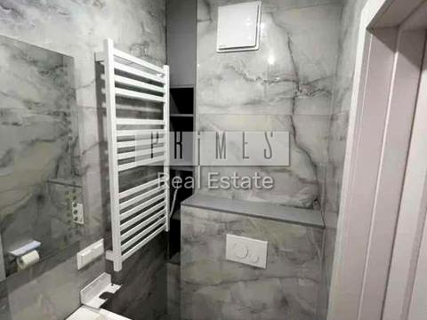 комерційна за адресою Костянтинівська вул., 27