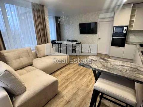 комерційна за адресою Костянтинівська вул., 27