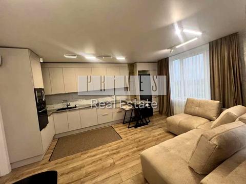 комерційна за адресою Костянтинівська вул., 27