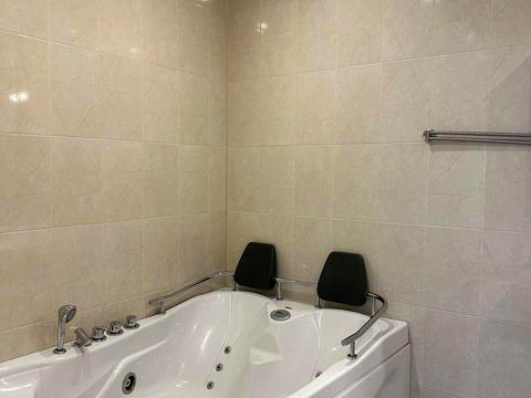 будинок за адресою Одеса, Набережна вул.