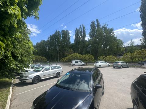 коммерческая по адресу Левка Лукьяненко ул. (Ватутіна), 23