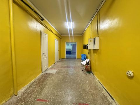 коммерческая по адресу Левка Лукьяненко ул. (Ватутіна), 23