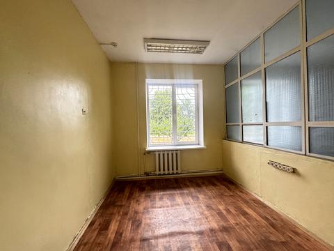 коммерческая по адресу Левка Лукьяненко ул. (Ватутіна), 23