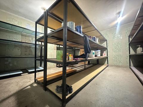 коммерческая по адресу Левка Лукьяненко ул. (Ватутіна), 23