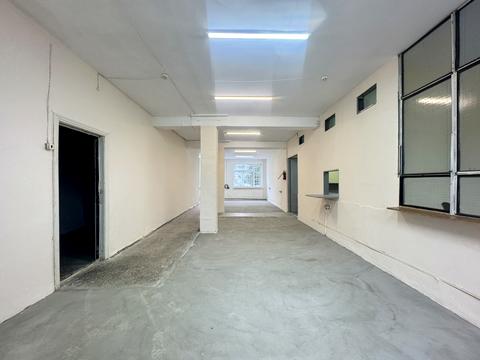 коммерческая по адресу Левка Лукьяненко ул. (Ватутіна), 23