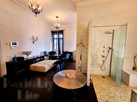 квартира за адресою Заньковецької вул., 8