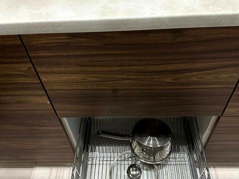 квартира за адресою Макогона вул., 25