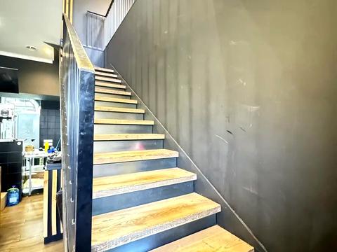 комерційна за адресою Басейна вул., 15