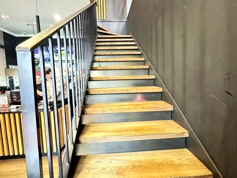 комерційна за адресою Басейна вул., 15