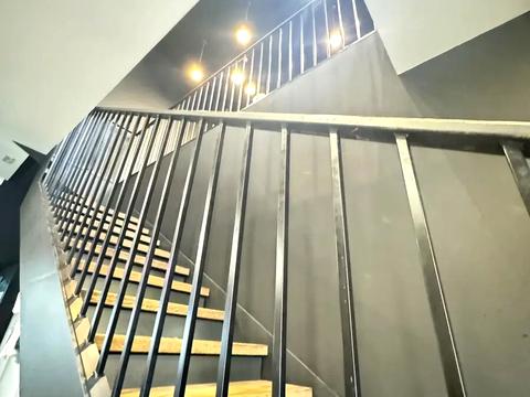 комерційна за адресою Басейна вул., 15