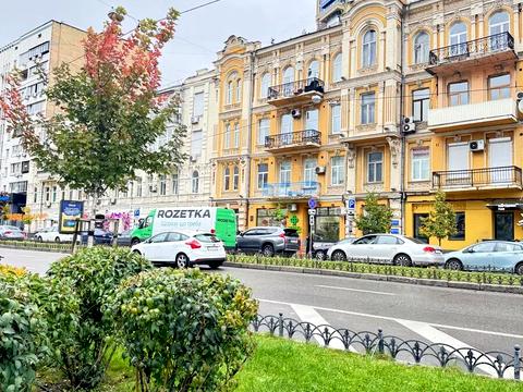 комерційна за адресою Басейна вул., 15