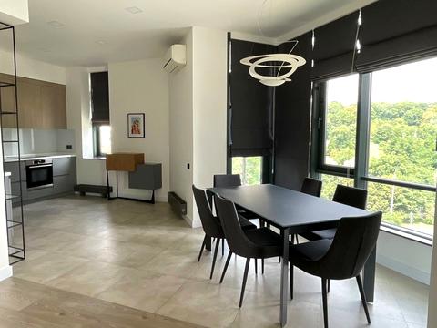 квартира за адресою Болсуновська вул. (Сергія Струтинського), 2