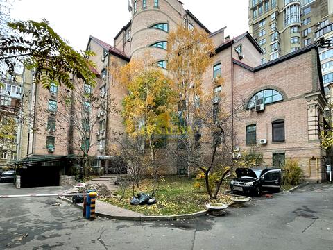 квартира за адресою Назарівська вул. (Вєтрова), 7-Б