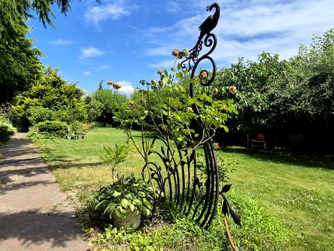 дом по адресу Садова