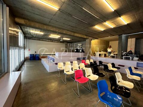 комерційна за адресою Дмитрівська вул., 80