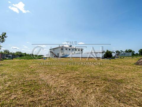 комерційна за адресою Жовтнева, 1