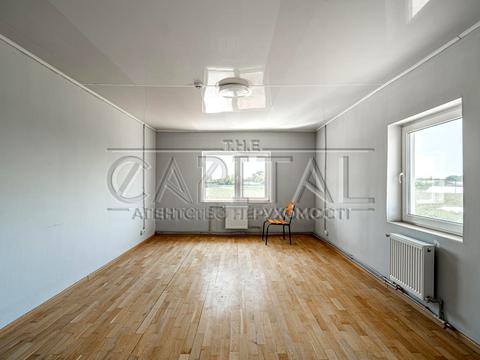 комерційна за адресою Жовтнева, 1