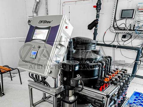 комерційна за адресою Жовтнева, 1