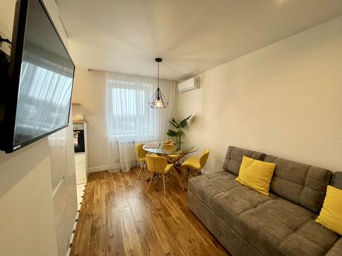 квартира за адресою Симона Петлюри вул. (), 4