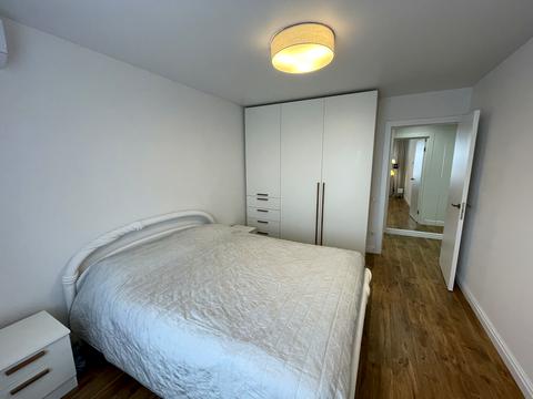 квартира за адресою Симона Петлюри вул. (), 4