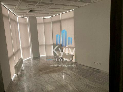 комерційна за адресою Глибочицька вул., 99а