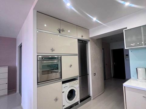 квартира за адресою Одеської громади вул. (Авдєєва-Чорноморського), 2б