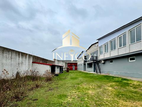 комерційна за адресою Автомобільна дорога, 10