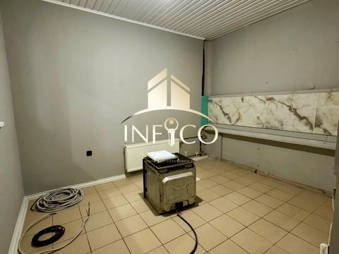 комерційна за адресою Автомобільна дорога, 10