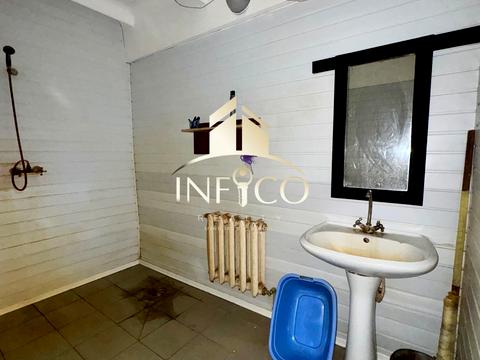 комерційна за адресою Автомобільна дорога, 10