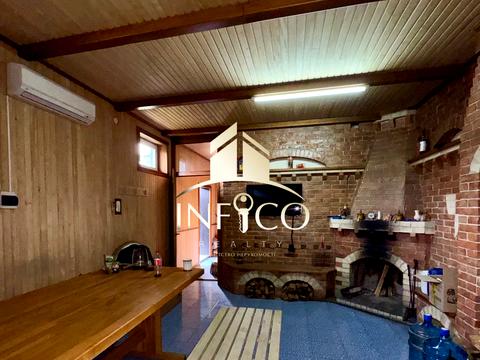 комерційна за адресою Автомобільна дорога, 10