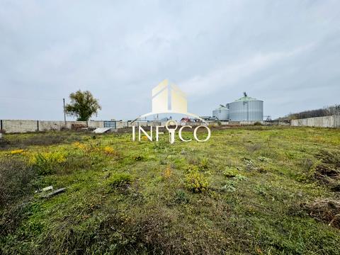 комерційна за адресою Автомобільна дорога, 10