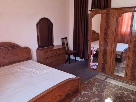 будинок за адресою Одеса, Яновського Юрія вул., 10