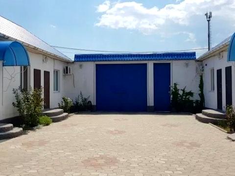 будинок за адресою Одеса, Яновського Юрія вул., 10