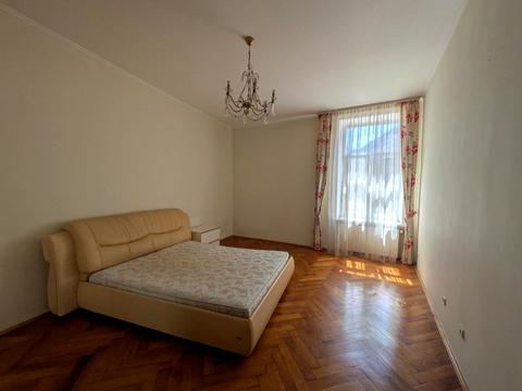 квартира за адресою Леся Мартовича вул., 10