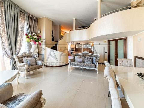 квартира за адресою Старонаводницька вул., 13