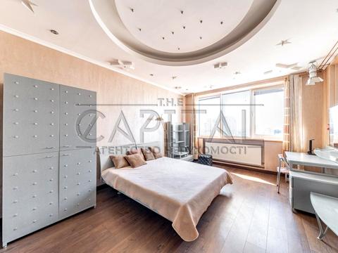 квартира за адресою Старонаводницька вул., 13