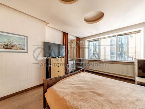 квартира за адресою Старонаводницька вул., 13