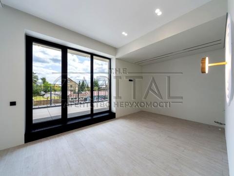 комерційна за адресою Київська вул., 11