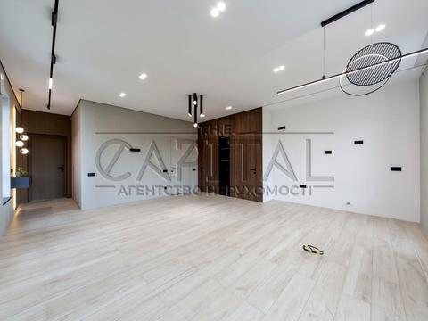 комерційна за адресою Київська вул., 11