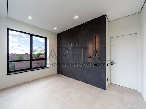 комерційна за адресою Київська вул., 11