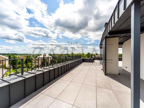 комерційна за адресою Київська вул., 11